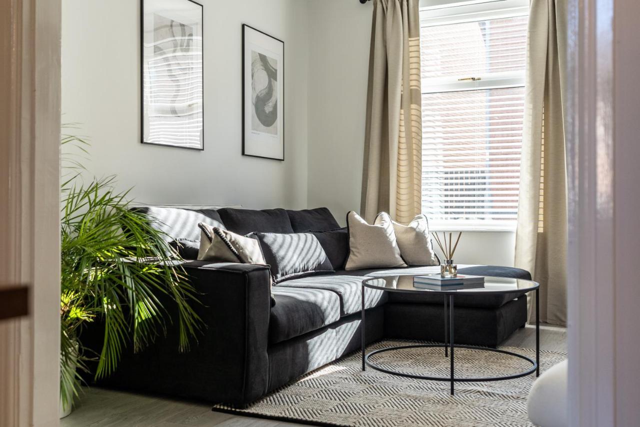 Southview Stays - Three Bedroom House Chester Exteriör bild