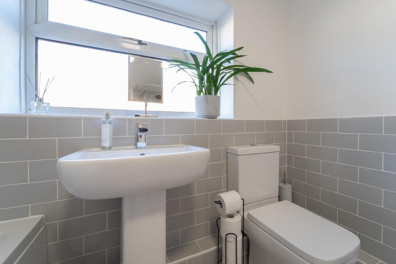 Southview Stays - Three Bedroom House Chester Exteriör bild